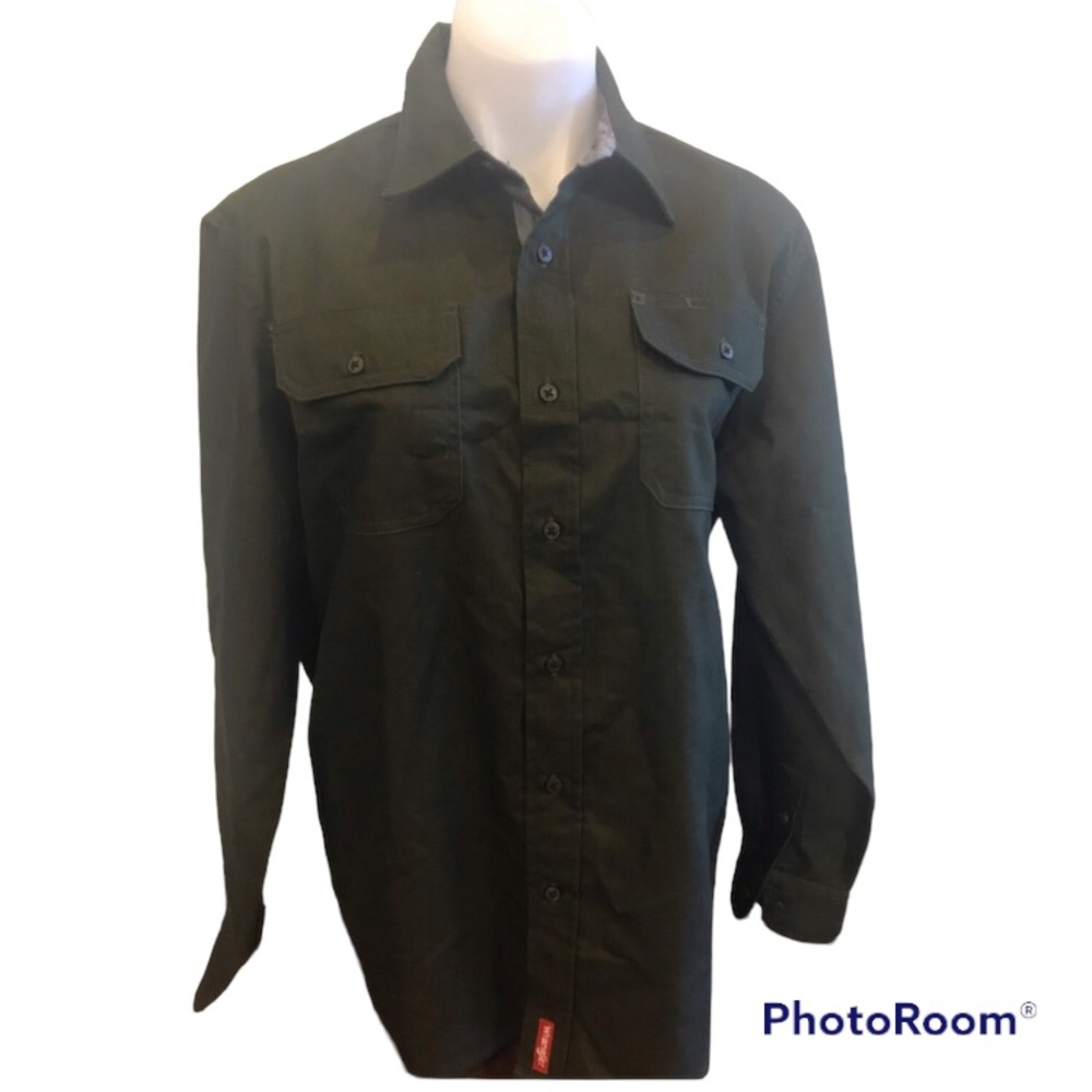 NWOT Wrangler Army Green Button Down Long Sleeve Collard Shirt size Medium